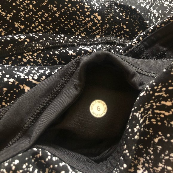 Lululemon Pace Rival Hi-Rise Crop- Size 6 - Picture 3 of 3